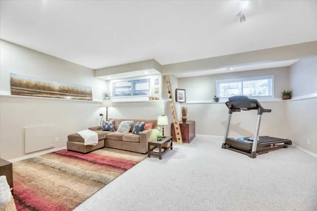 133 Copperfield Gardens SE Calgary AB T2Z4C2