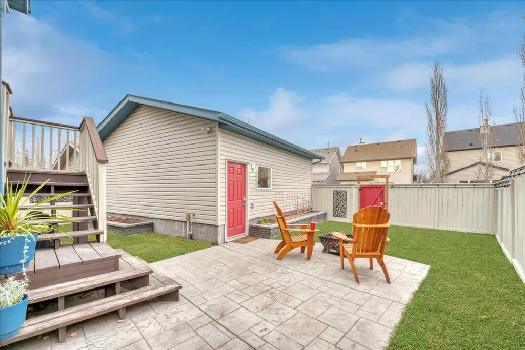133 Copperfield Gardens SE Calgary AB T2Z4C2