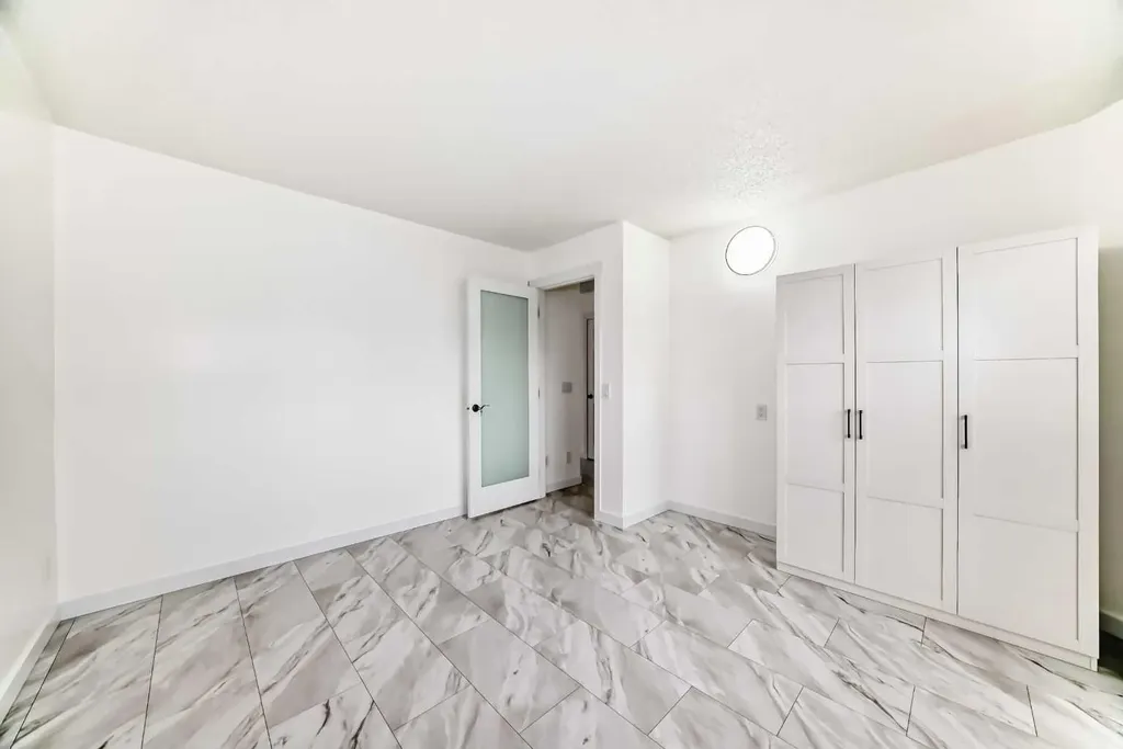 12634 Coventry Hills Way NE Calgary AB T3K 4R8