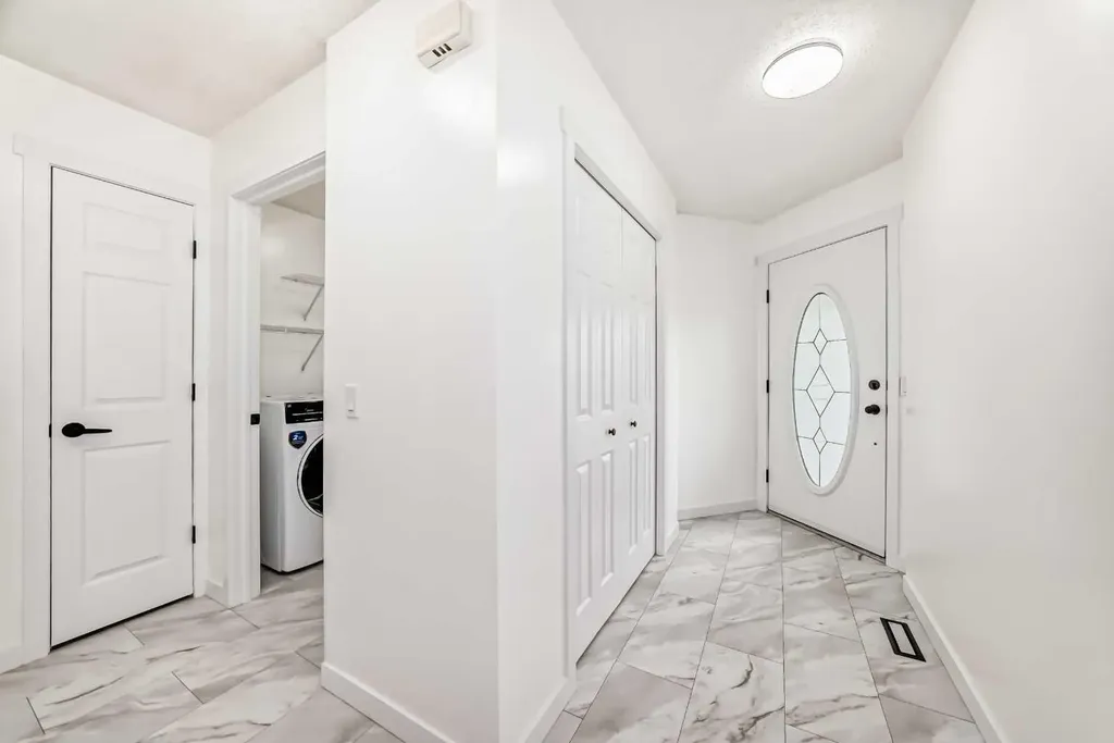 12634 Coventry Hills Way NE Calgary AB T3K 4R8