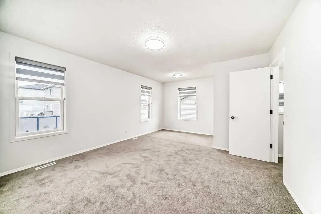 12634 Coventry Hills Way NE Calgary AB T3K 4R8