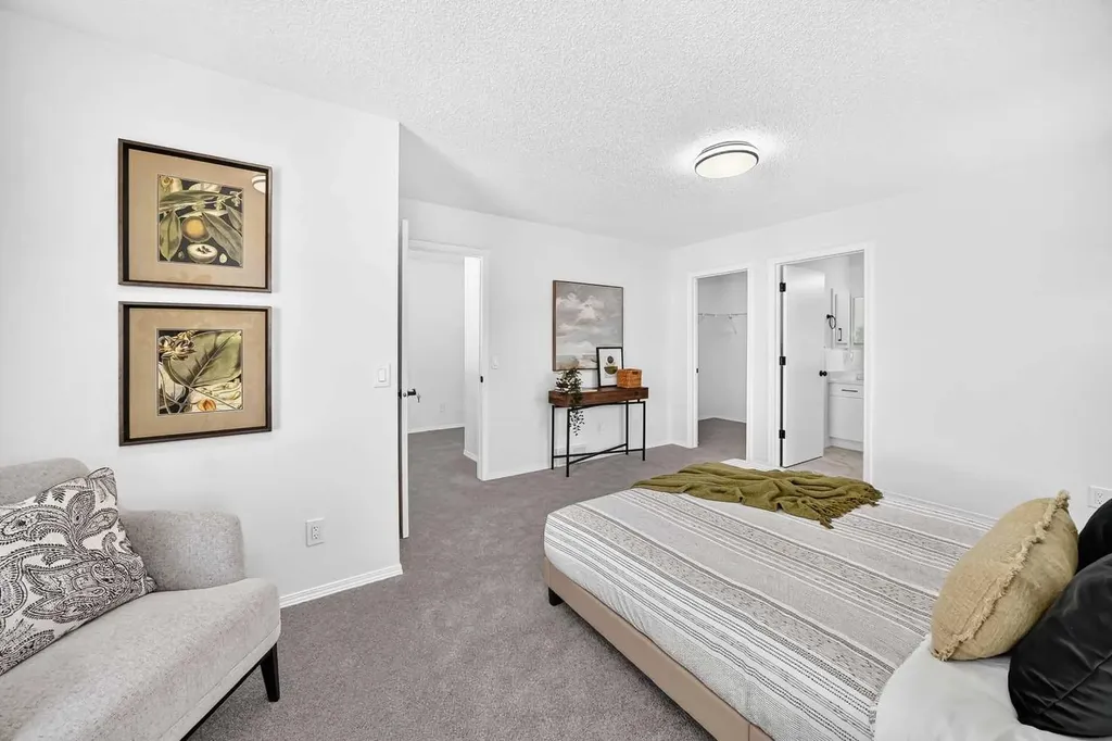 12634 Coventry Hills Way NE Calgary AB T3K 4R8
