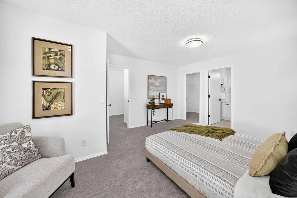 12634 Coventry Hills Way NE Calgary AB T3K 4R8