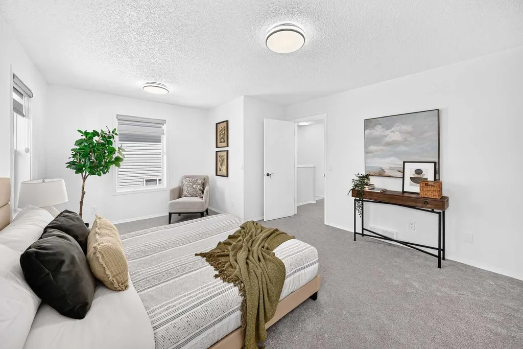 12634 Coventry Hills Way NE Calgary AB T3K 4R8