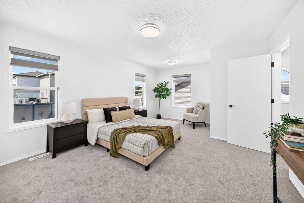 12634 Coventry Hills Way NE Calgary AB T3K 4R8
