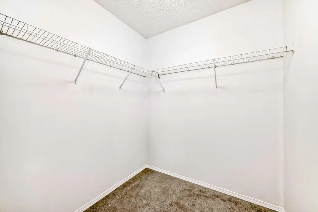 12634 Coventry Hills Way NE Calgary AB T3K 4R8