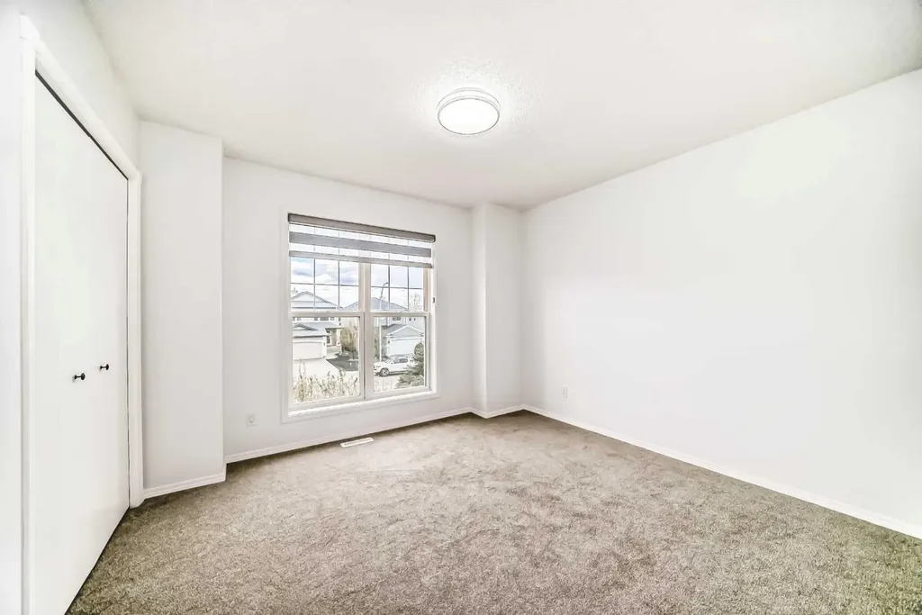 12634 Coventry Hills Way NE Calgary AB T3K 4R8