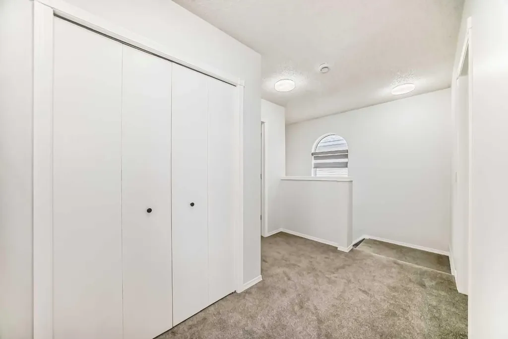 12634 Coventry Hills Way NE Calgary AB T3K 4R8