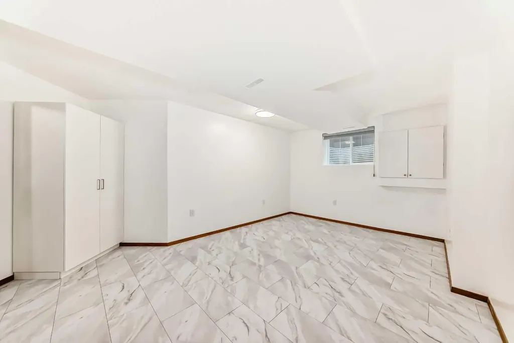 12634 Coventry Hills Way NE Calgary AB T3K 4R8