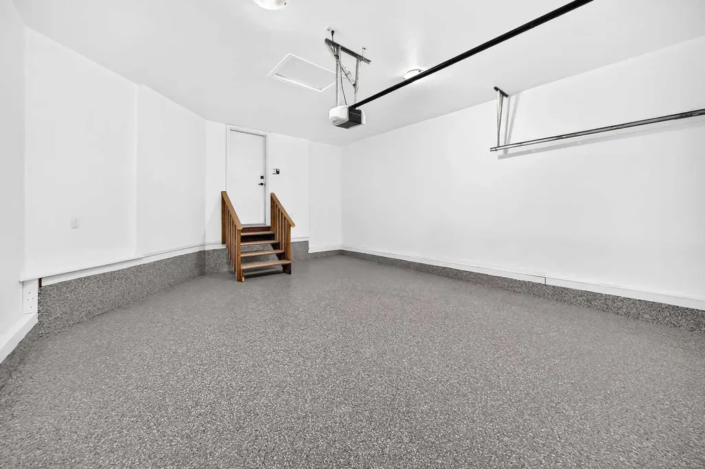 12634 Coventry Hills Way NE Calgary AB T3K 4R8