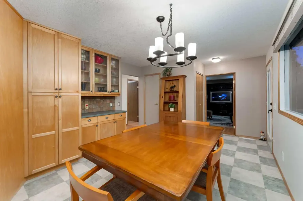 394048 Highway 783 Rural Foothills County AB T1S 6C2
