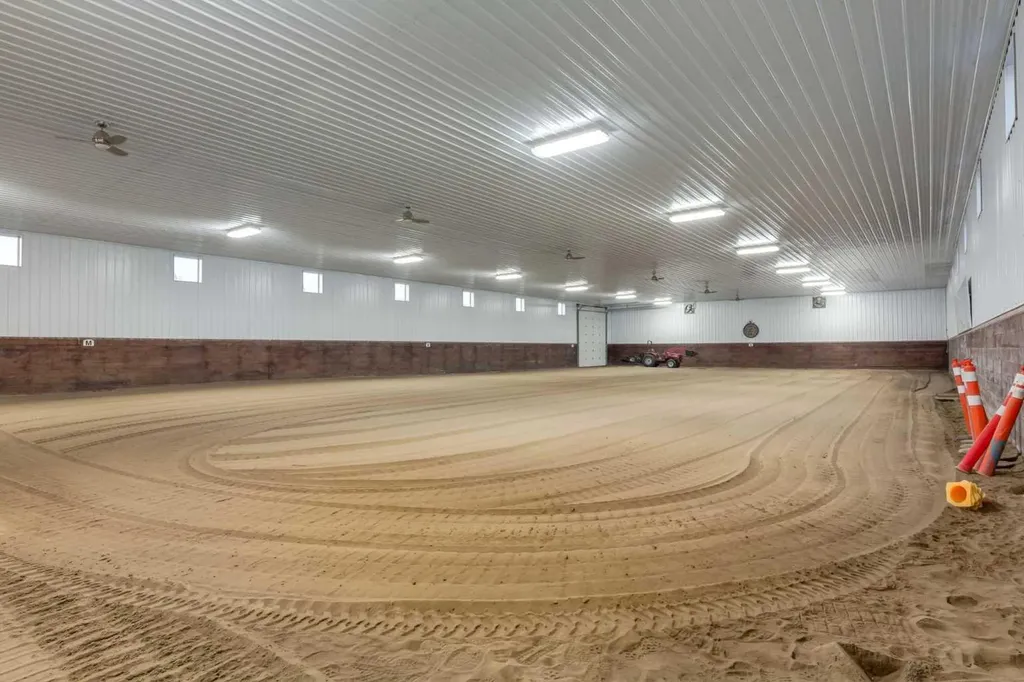 394048 Highway 783 Rural Foothills County AB T1S 6C2