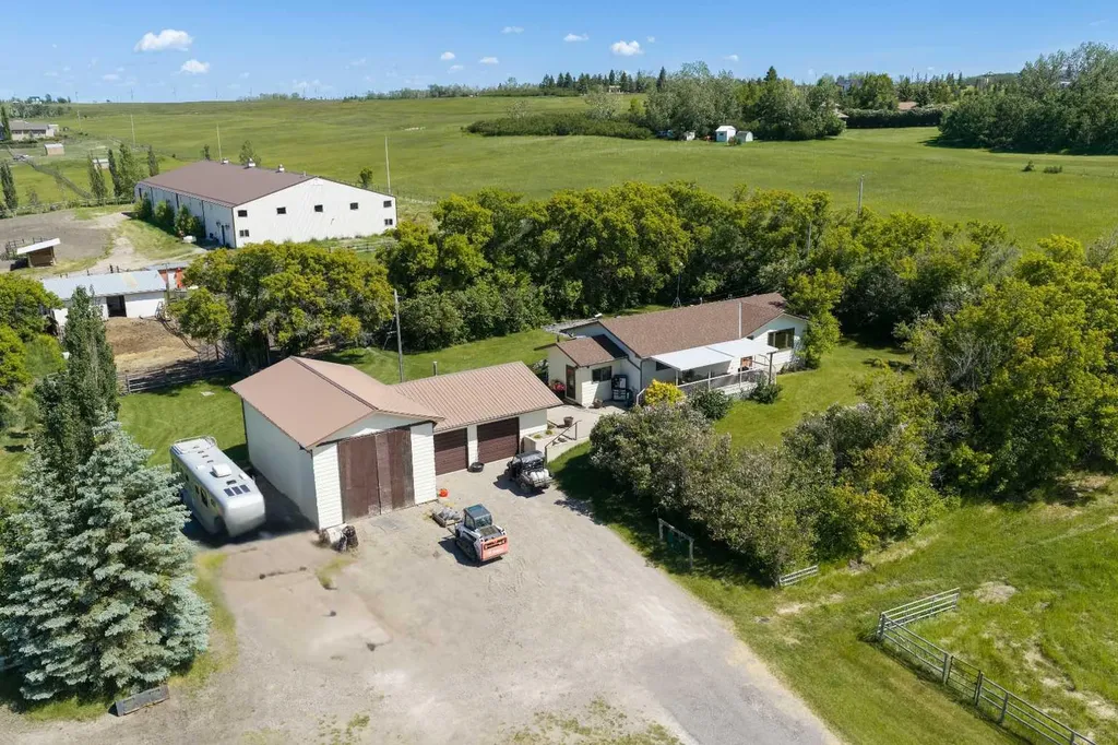 394048 Highway 783 Rural Foothills County AB T1S 6C2