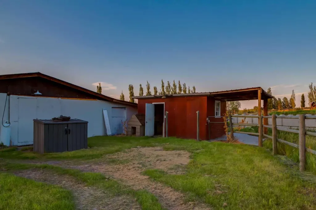 394048 Highway 783 Rural Foothills County AB T1S 6C2