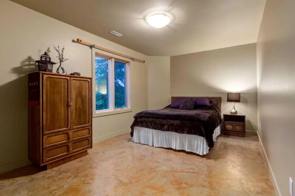 322124 240 Street W Rural Foothills County AB T0L1K0