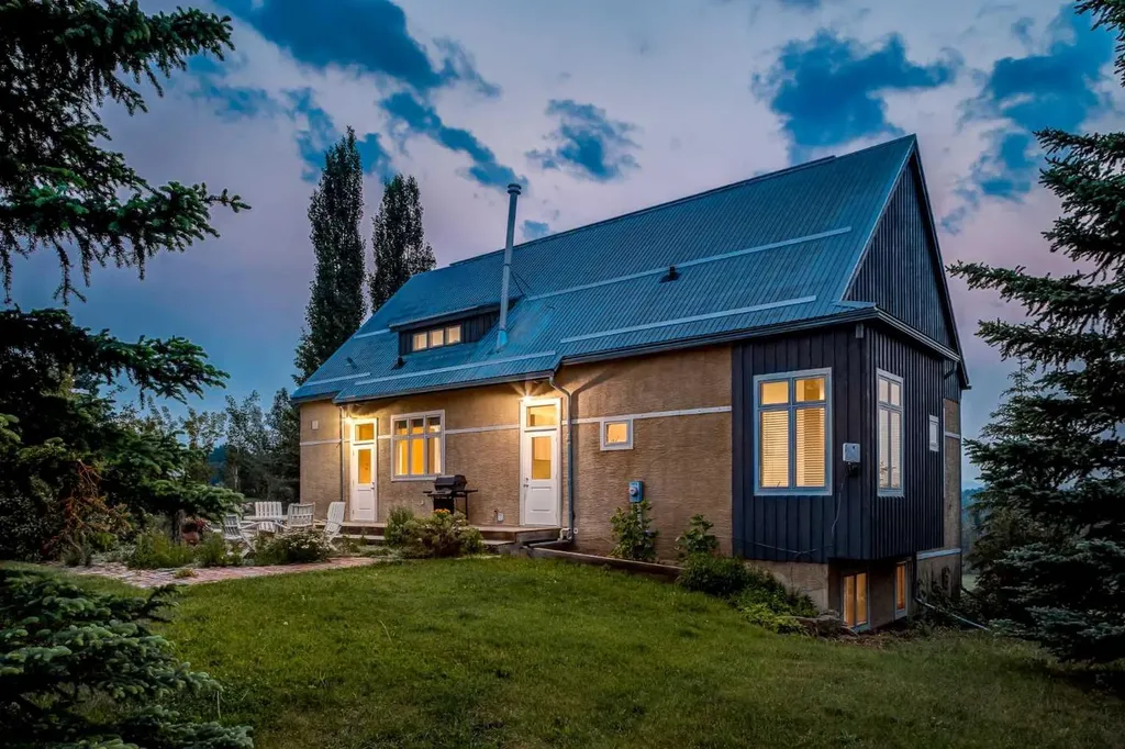 322124 240 Street W Rural Foothills County AB T0L1K0