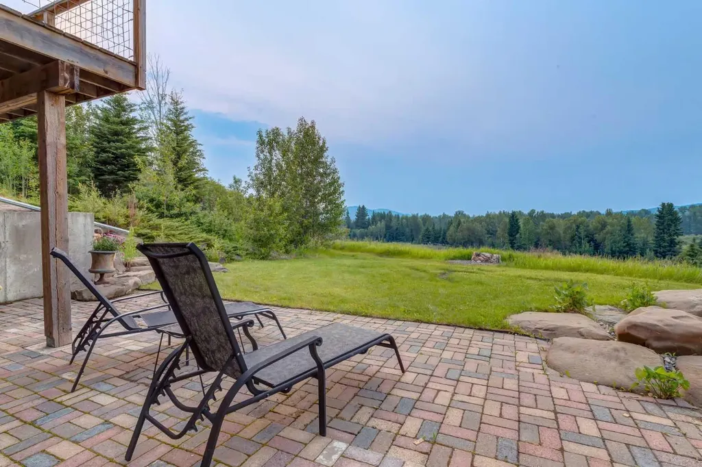 322124 240 Street W Rural Foothills County AB T0L1K0
