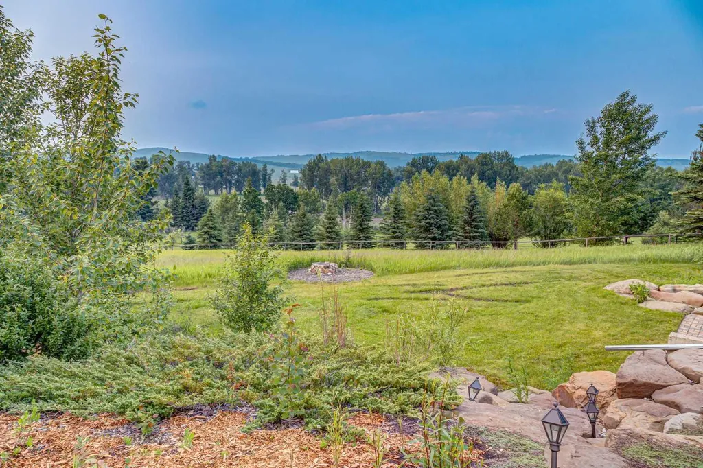 322124 240 Street W Rural Foothills County AB T0L1K0
