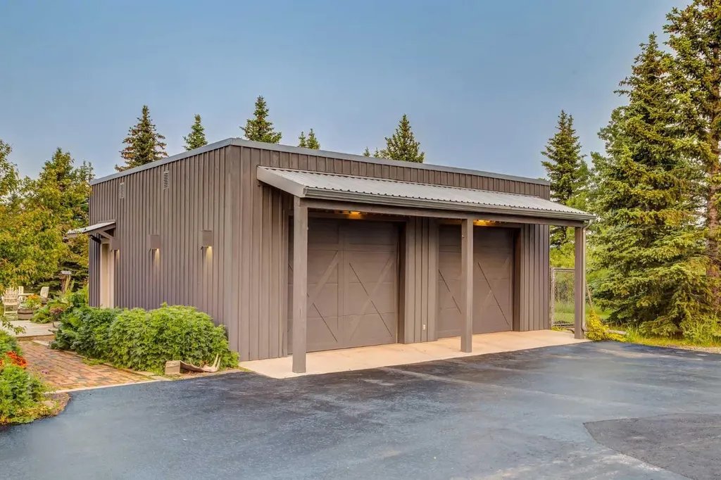 322124 240 Street W Rural Foothills County AB T0L1K0