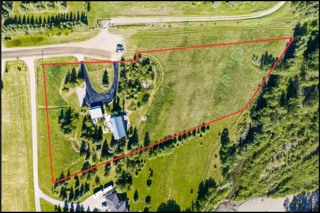 322124 240 Street W Rural Foothills County AB T0L1K0