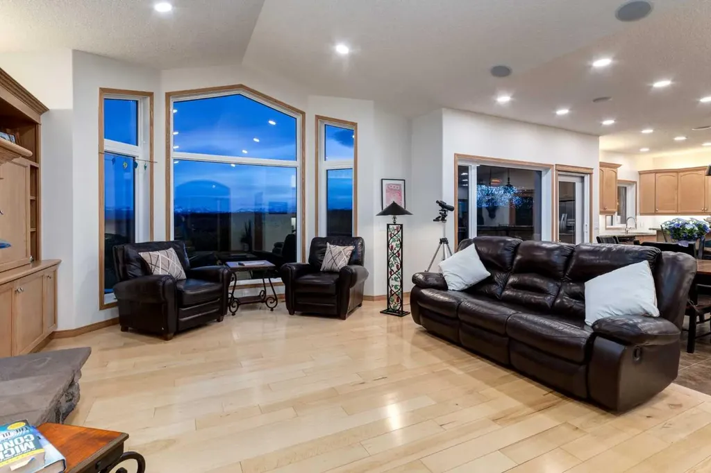 274256 272 Street W Rural Foothills County AB T0L 1K0