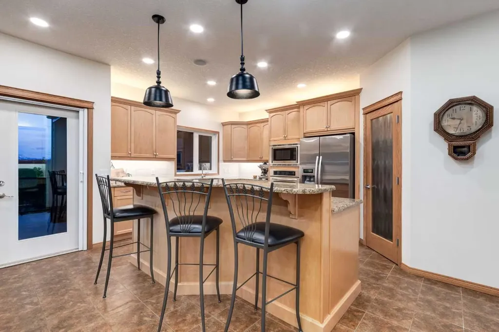274256 272 Street W Rural Foothills County AB T0L 1K0