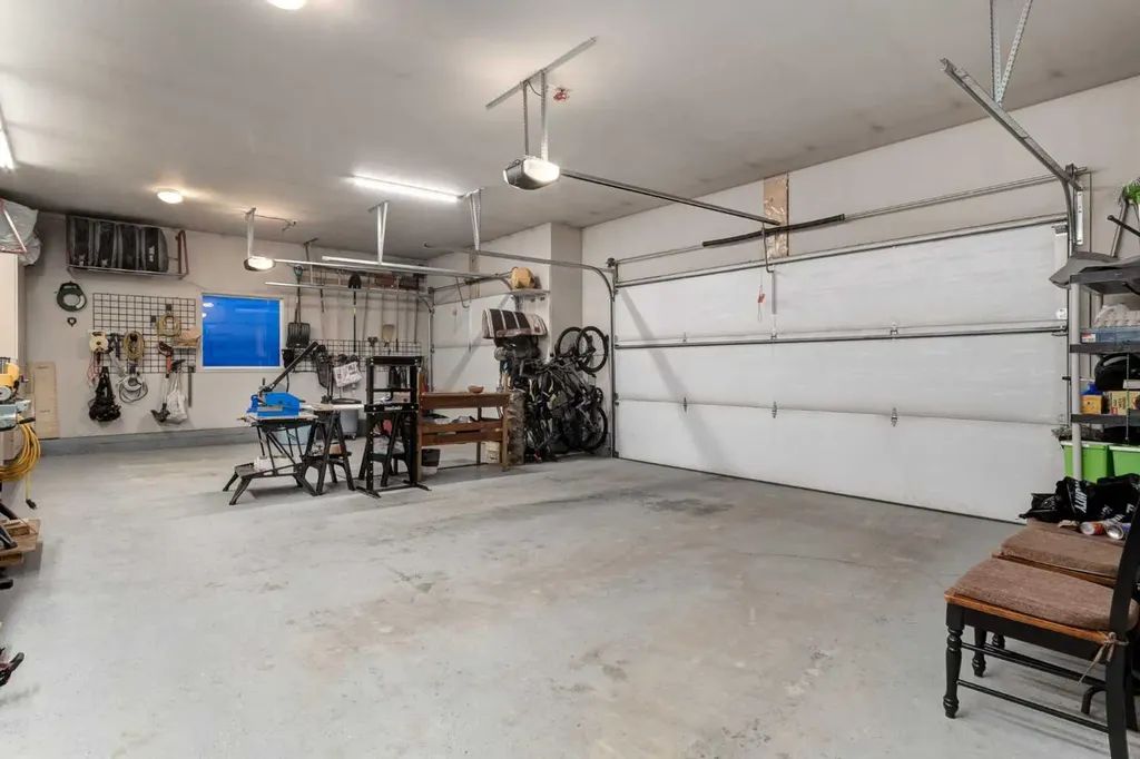 274256 272 Street W Rural Foothills County AB T0L 1K0