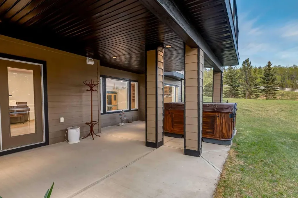 274256 272 Street W Rural Foothills County AB T0L 1K0
