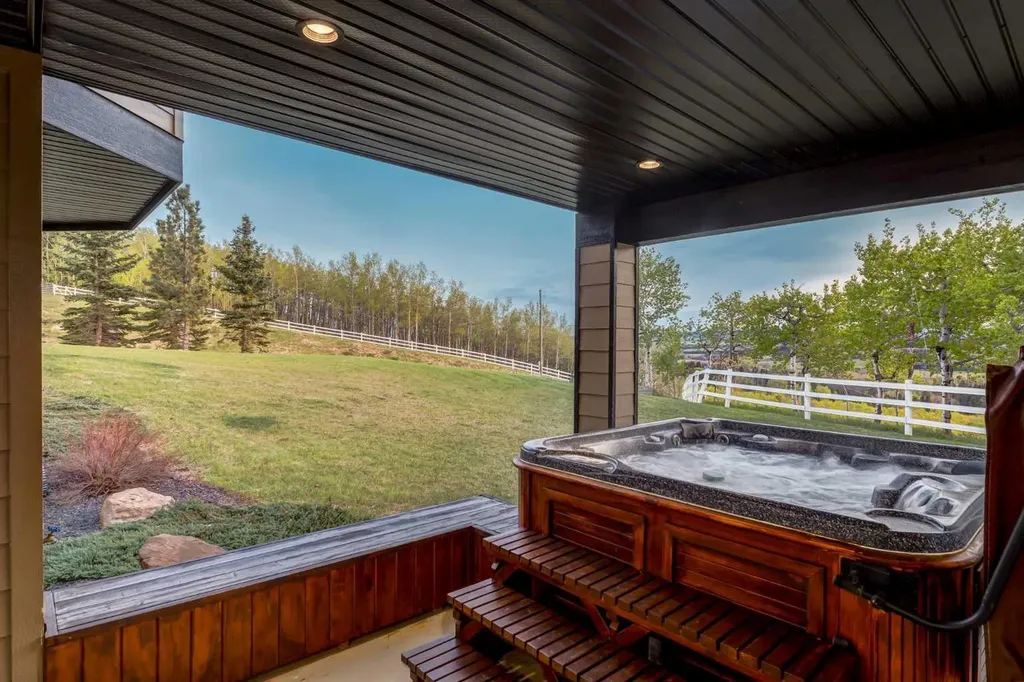 274256 272 Street W Rural Foothills County AB T0L 1K0