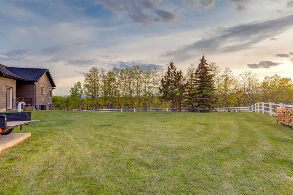 274256 272 Street W Rural Foothills County AB T0L 1K0