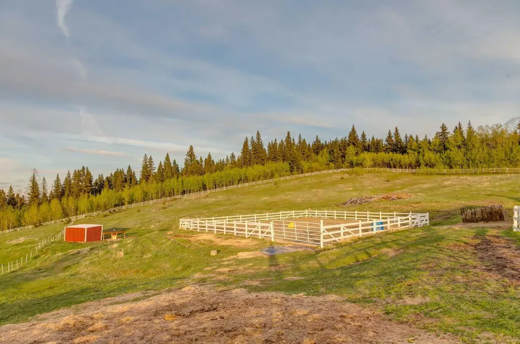 274256 272 Street W Rural Foothills County AB T0L 1K0