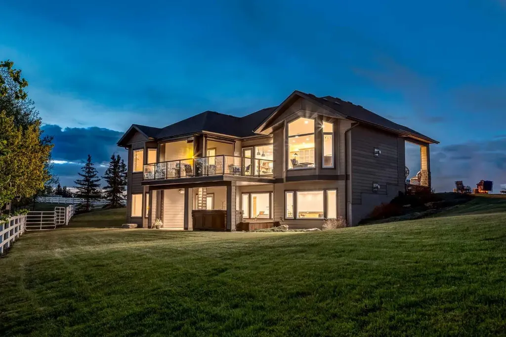 274256 272 Street W Rural Foothills County AB T0L 1K0