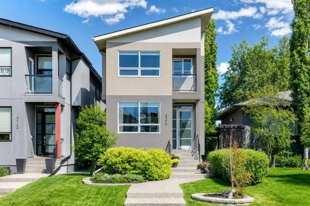 4906 21 Street SW Calgary AB T2T 5B7