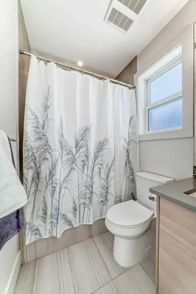 4906 21 Street SW Calgary AB T2T 5B7