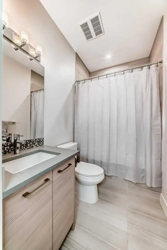 4906 21 Street SW Calgary AB T2T 5B7