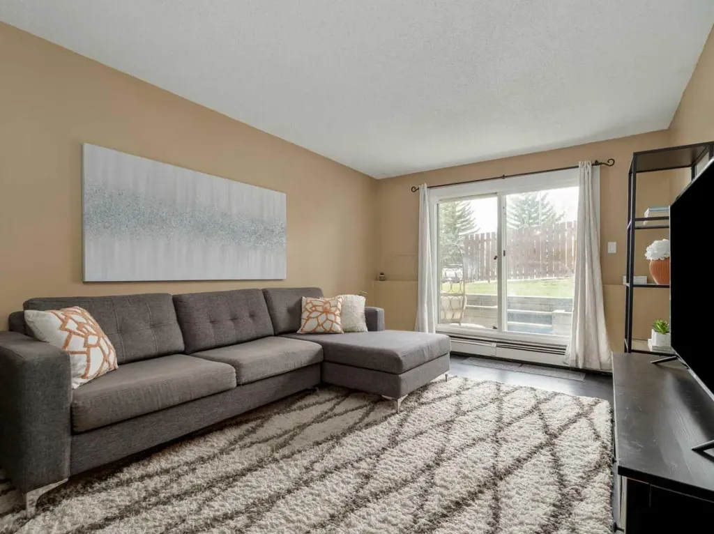 3910 23 Avenue S Lethbridge AB T1K 5H9