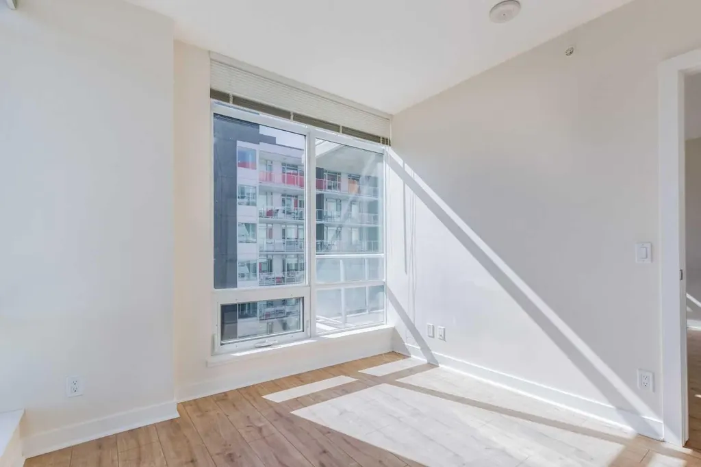 10 Brentwood Common NW Calgary AB T2L 2L6