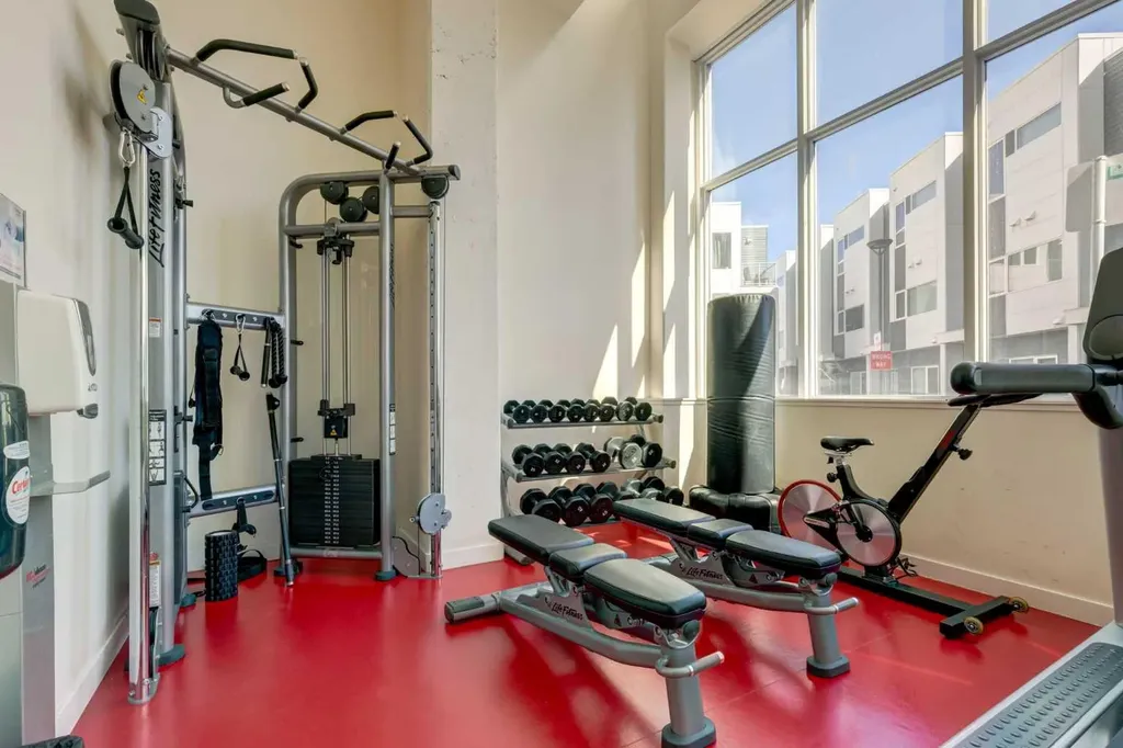 10 Brentwood Common NW Calgary AB T2L 2L6