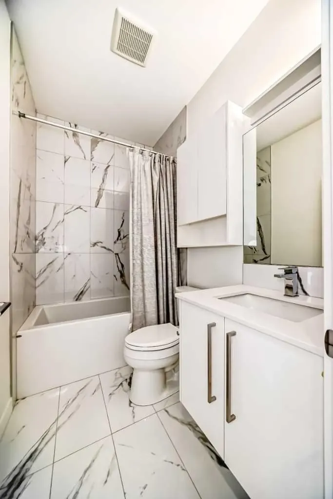 4056 Kovitz Lane NW Calgary AB T3B 6H3