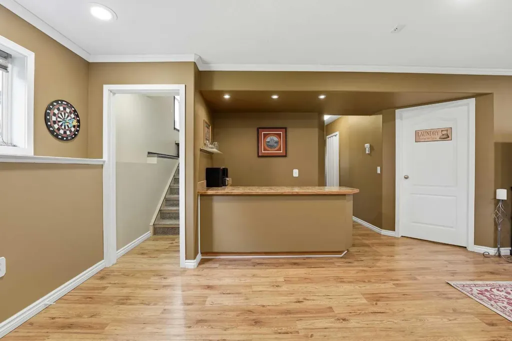 65 Garden Road Lacombe AB T4L2P1