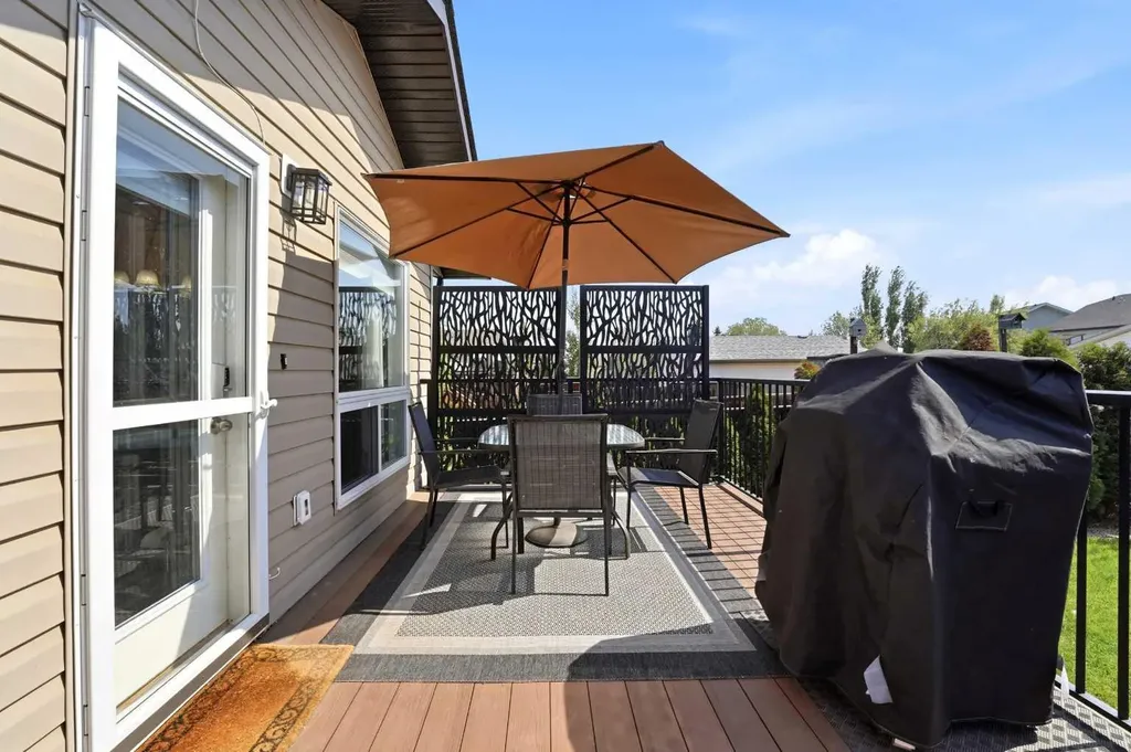 65 Garden Road Lacombe AB T4L2P1