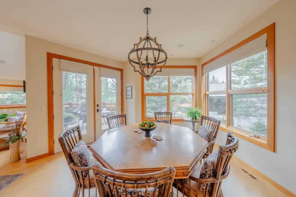 14 Blue Grouse Ridge Canmore AB T1W1L5
