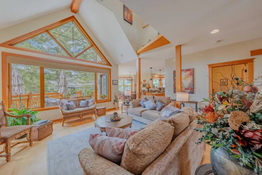 14 Blue Grouse Ridge Canmore AB T1W1L5