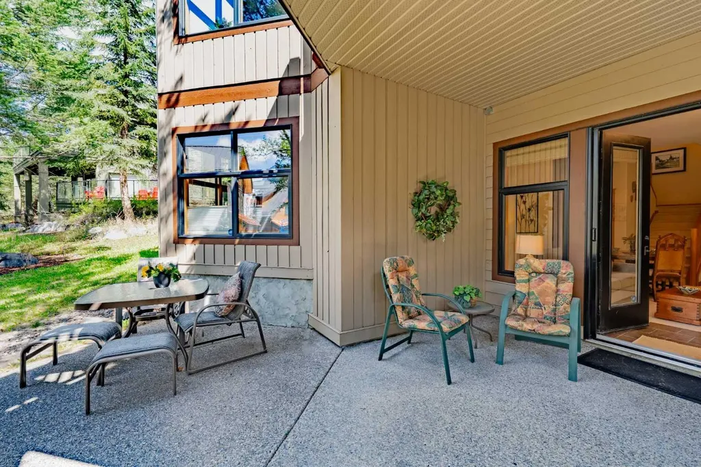 14 Blue Grouse Ridge Canmore AB T1W1L5