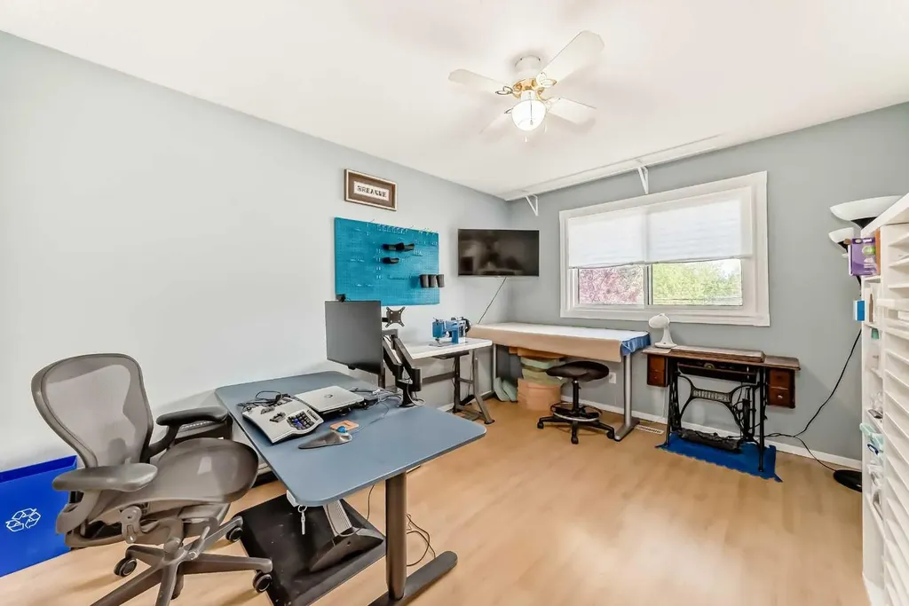 1319 104 Avenue SW Calgary AB T2W 0A7