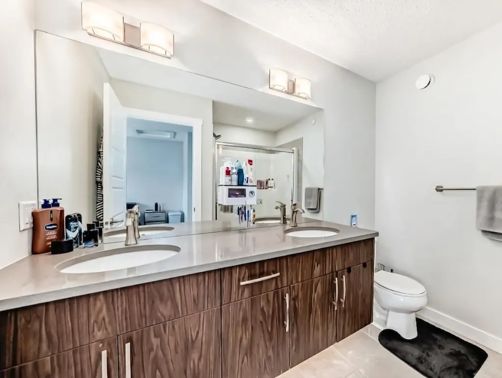 107 Lucas Boulevard NW Calgary AB T3P 1H8