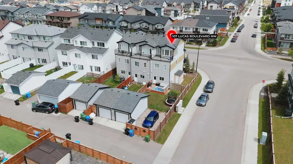 107 Lucas Boulevard NW Calgary AB T3P 1H8