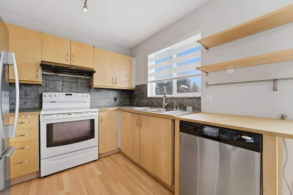 43 Martindale Court NE Calgary AB T3J2V8