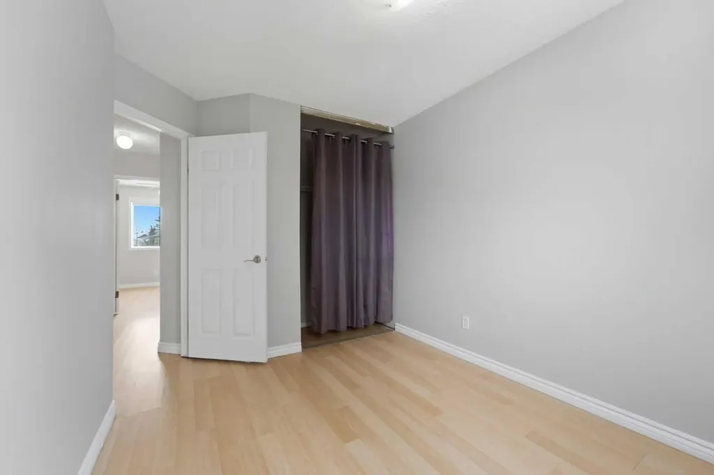 43 Martindale Court NE Calgary AB T3J2V8