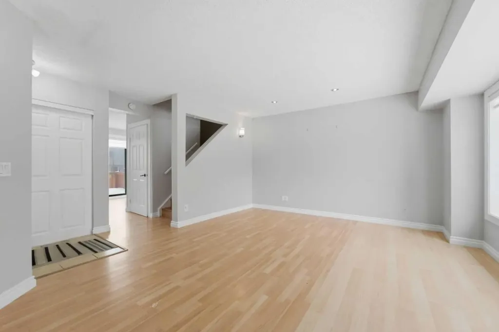 43 Martindale Court NE Calgary AB T3J2V8